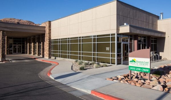 Exterior of Moab clinic