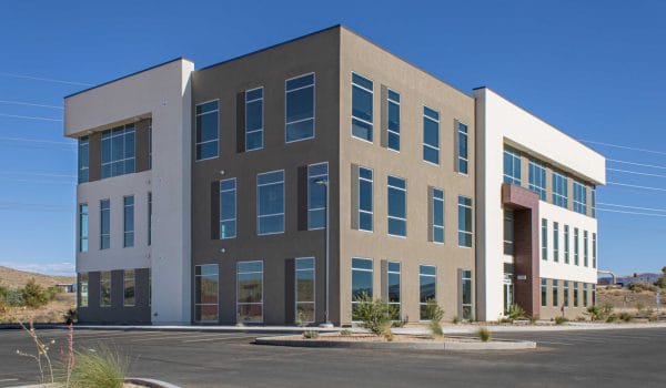 Exterior of Sun River clinic