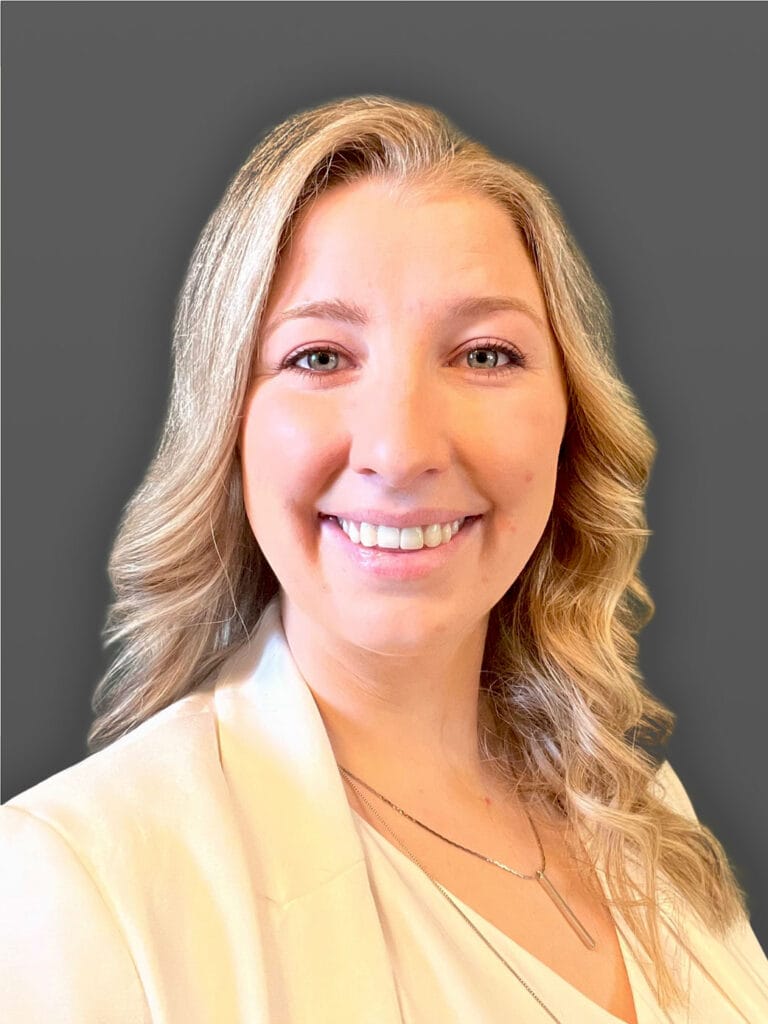 headshot – Mountain Land Physical Therapy Kenna Malcom, Physical Therapist