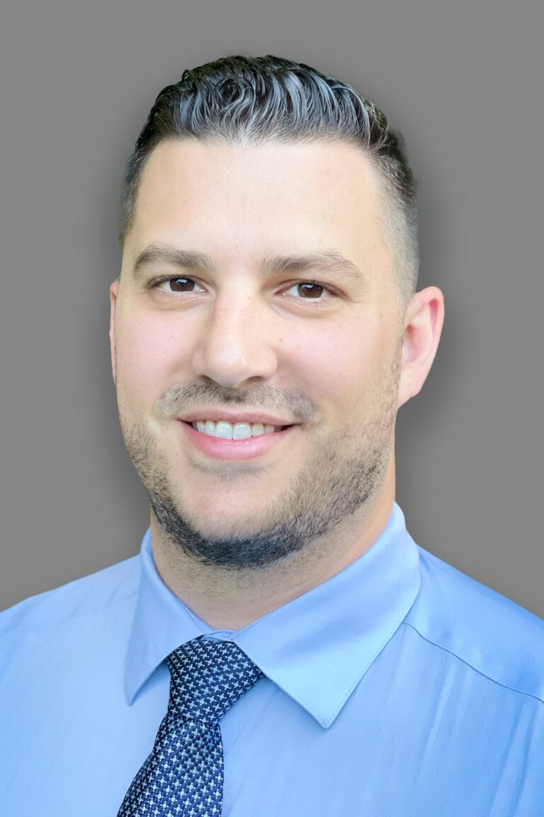 Headshot_Roman-Testani-WEB – Mountain Land Physical Therapy
