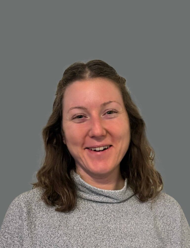 kara payment headshot-2 – Mountain Land Physical Therapy Headshot for Kara Payment