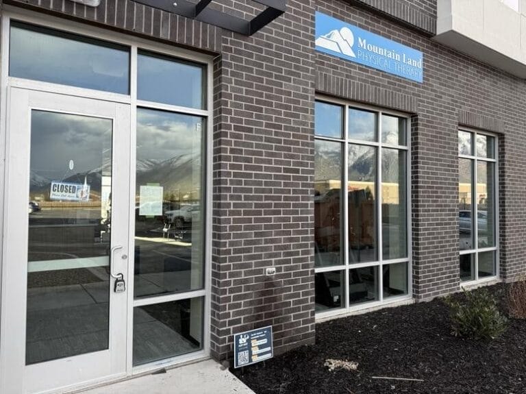 Springville-Outside – Mountain Land Physical Therapy