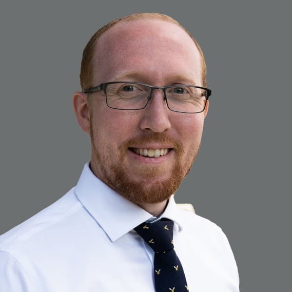 Headshot of Ethan Glade